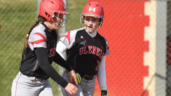 MonicaDIppolito's tweet photo. Defense looks stout for @GlenelgSports in back-to-back wins Tuesday &amp; Wednesday #HoCoSoftball

RECAPS: https://t.co/UlFGskyFD5 https://t.co/5hEFbRQ80F