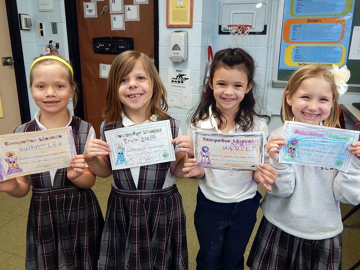 sthenryschool's tweet photo. Kindergarten students received their Computer License today! @sthenryschool https://t.co/saGjbV1Pt8