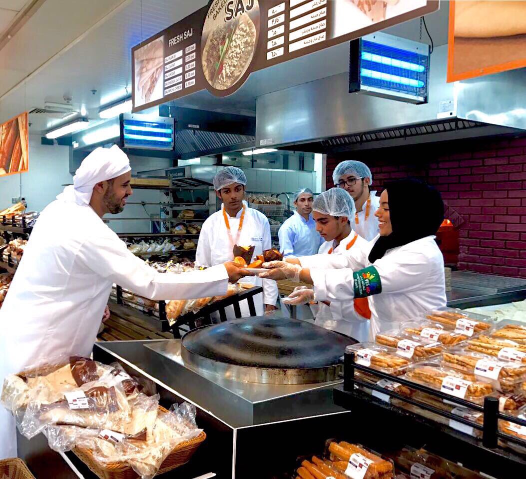 HH Sheikh Diab bin Mohamed bin Zayed Al Nahyan mentioned the importance of the bakery sector in UAE &amp; praised the students for their efforts