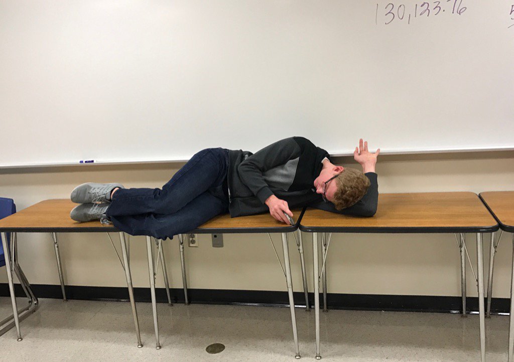 HVogltance's tweet photo. When acctg just gets to be too much #MsCsAcctg #BrainBreak https://t.co/BBGxo8F37B