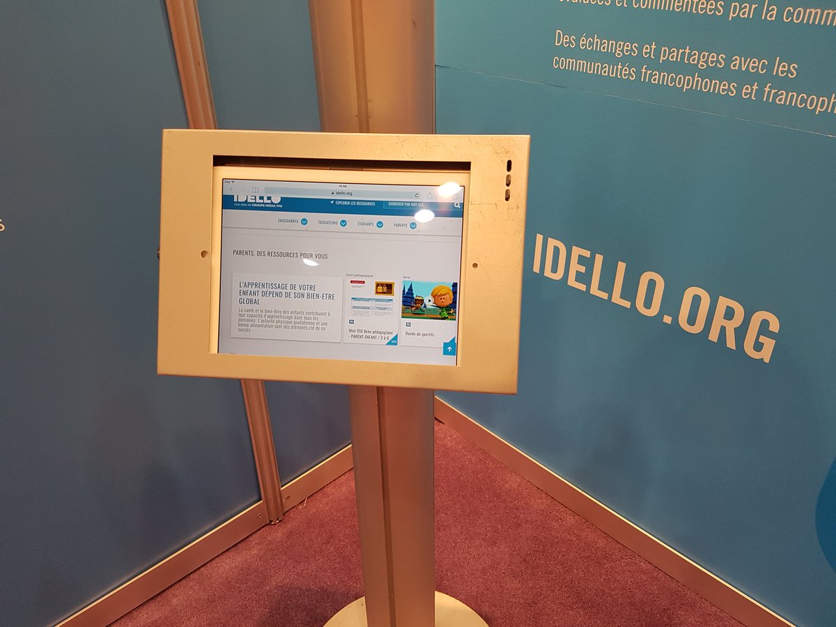 meheureuse's tweet photo. Il y a une borne pour essayer @IdelloTFO au kiosque @TFOCanada du #smpe2017 #tfoausmpe #universidello https://t.co/oO8ziokRAc
