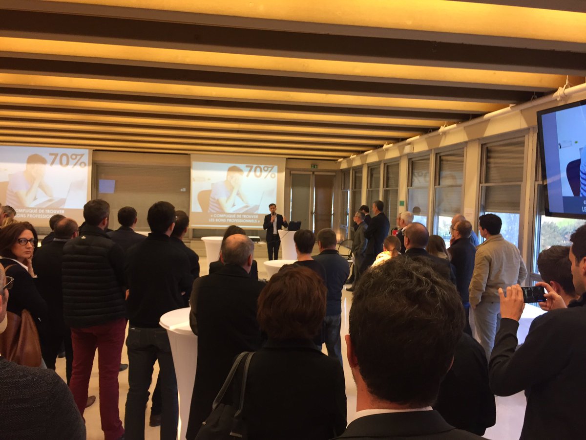 FabGuilleux's tweet photo. Salle comble chez #OuestFrance pour le lancement de @Boboolo_France bravo à l'equipe! #startup #innovation @agenceWedig https://t.co/kg84rABDjm