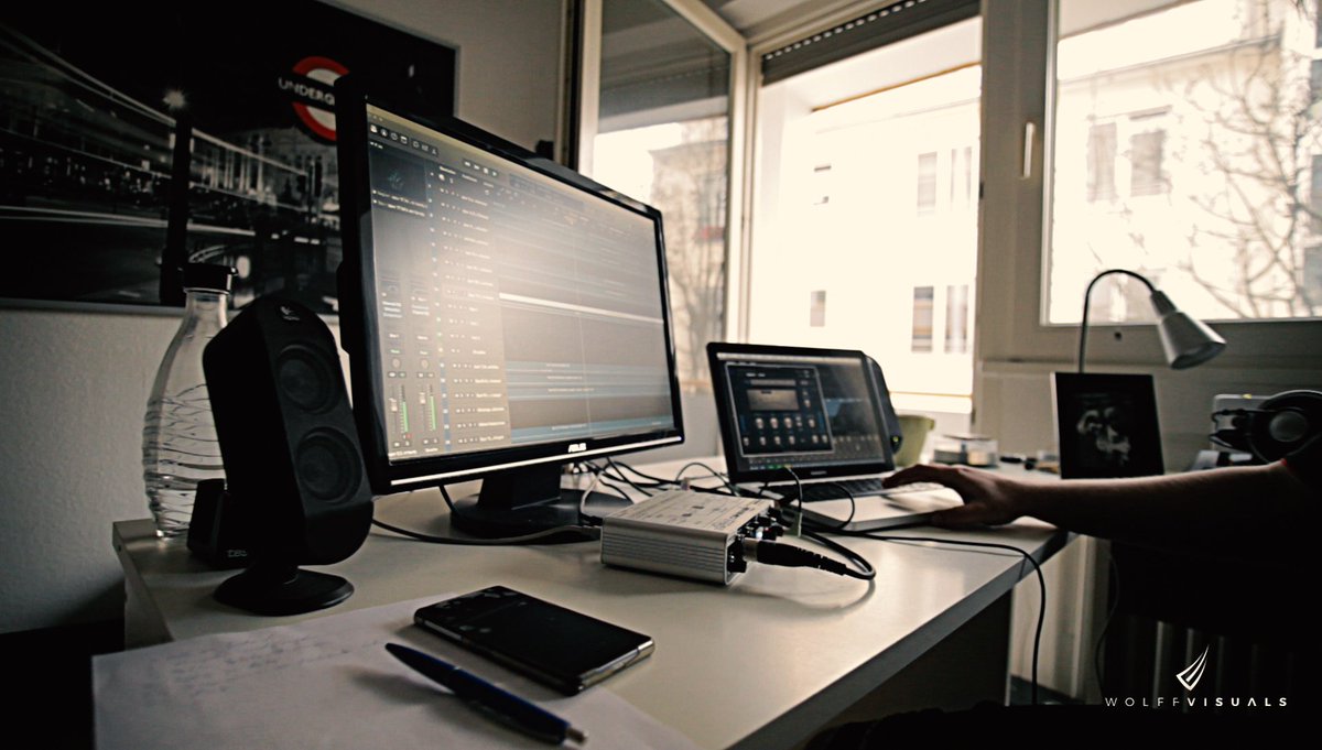 MikeWolffDE's tweet photo. Creating the #sounddesign for my current short with embit and #logic software https://t.co/LERVG5npHb