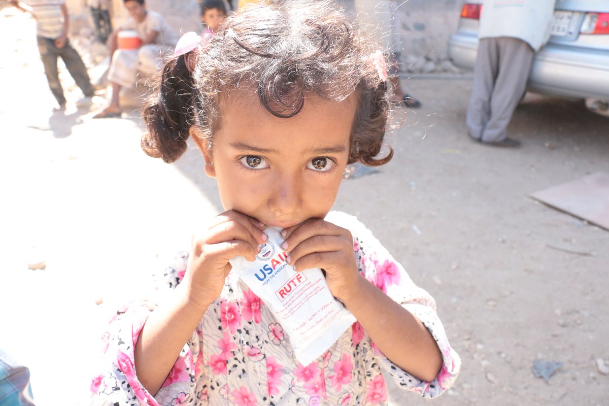 As Yemenis face life-threatening #hunger, @USAIDFFP-supported partners, like @UNICEF, are on the ground helping to fight malnutrition.