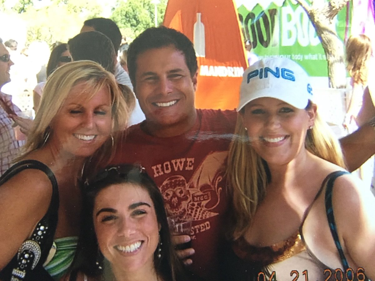 Studio B Smiles tweet media