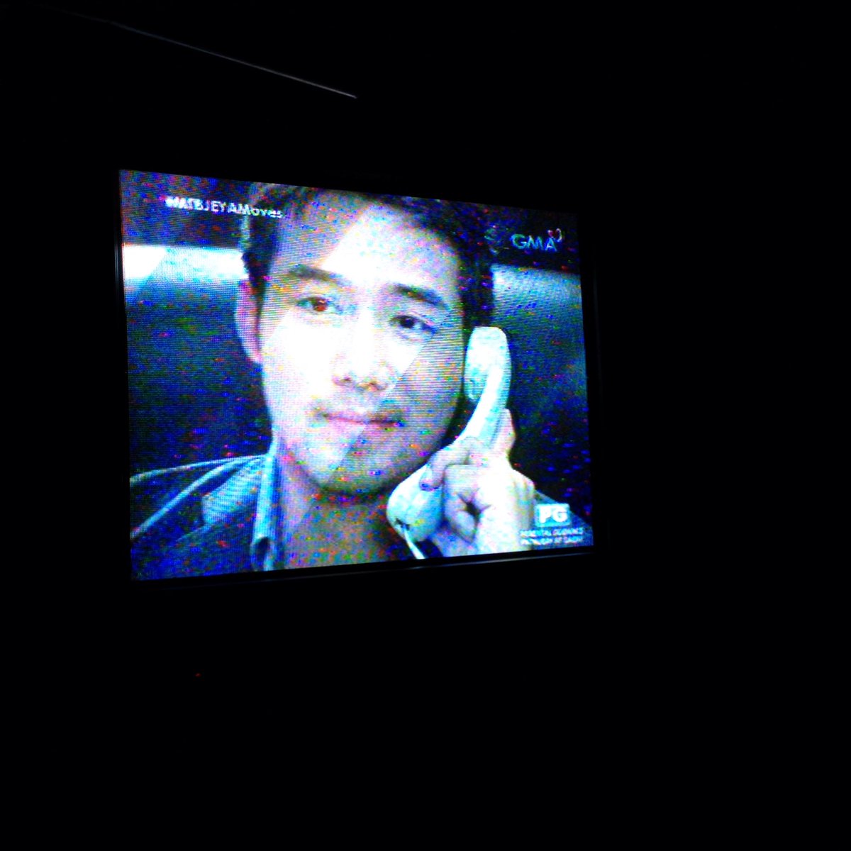 kenyeye1's tweet photo. Smile lang Yuan! killer smile!!! #MTBJEYAMoves @akosiKenChan https://t.co/VvLoHbVBKI