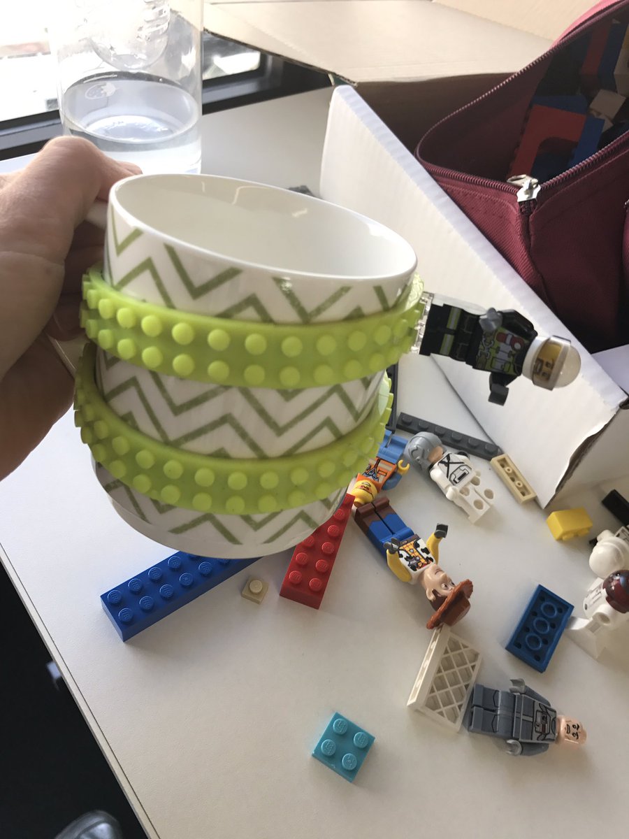 StuffTV's tweet photo. We've just tried out the @nimunoloops adhesive tape which makes any surface Lego friendly 😻 https://t.co/umNu2T5C6f