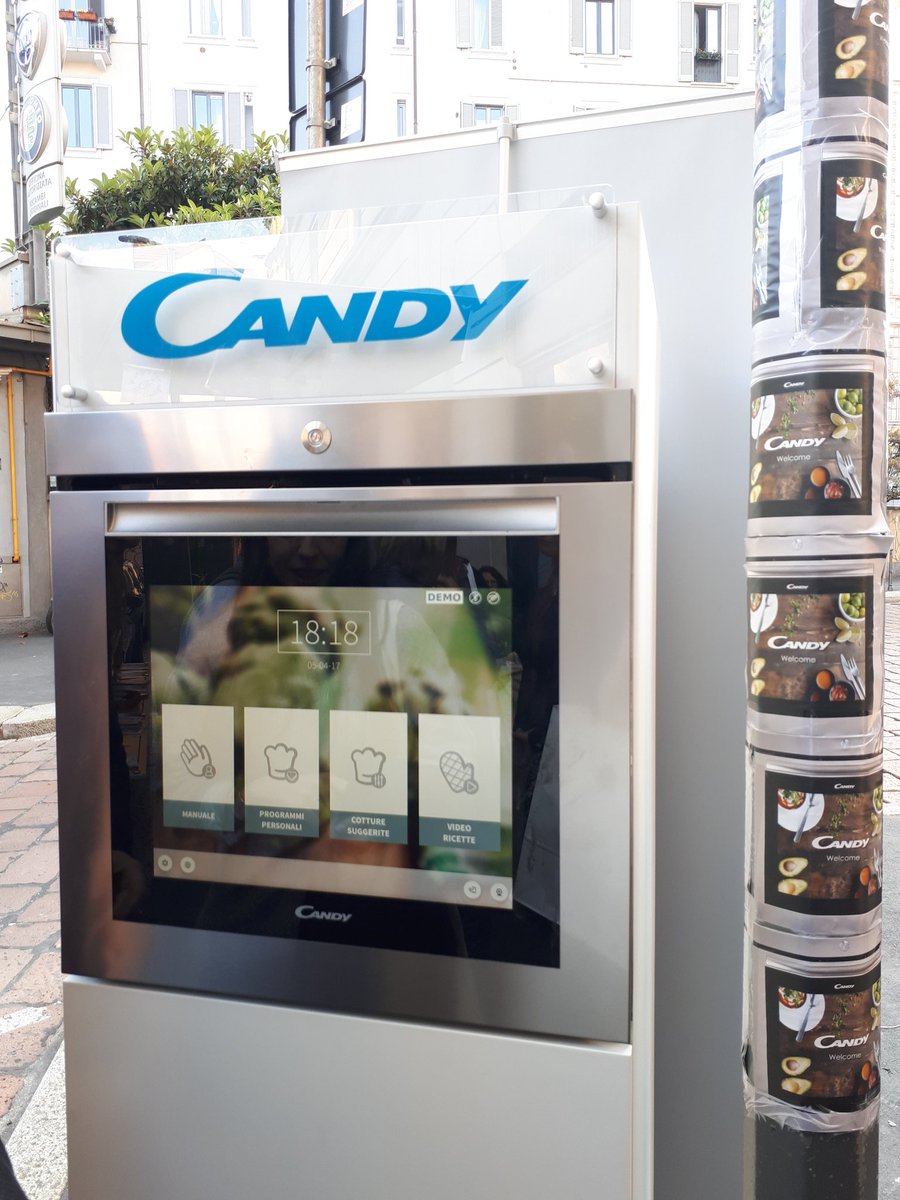 VatySuvimol's tweet photo. Scegli La ricetta e vai di ingredienti, al resto ci pensa lei : #CandyWatchandTouch @iFoodit @candysacomesifa @lalessiuccia @Hungry4DesignMi https://t.co/H2dmjjoLso