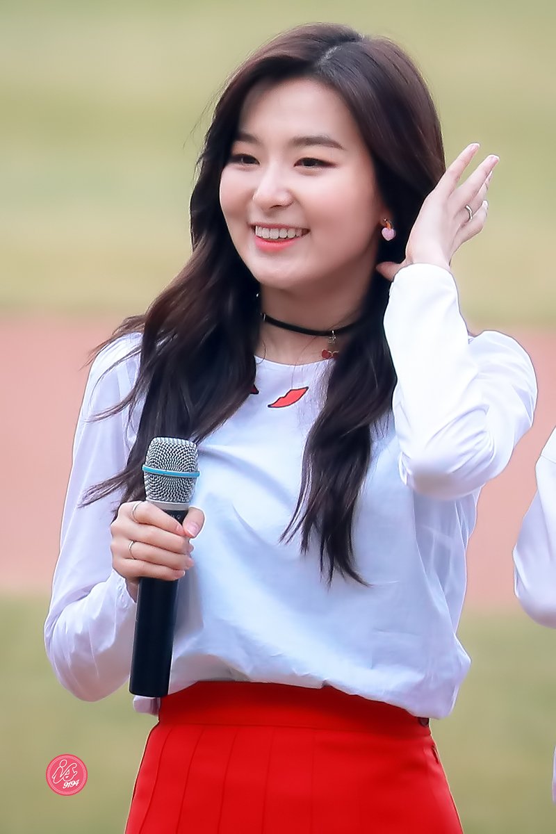 IS9194's tweet photo. 170404 2017 KBO Baseball League: KIA vs SK #슬기 #SEULGI
https://t.co/8FaObjdh3Q
https://t.co/BnpjlhLtlC
https://t.co/iaLzR3ZXJs https://t.co/ejahnjUjkz