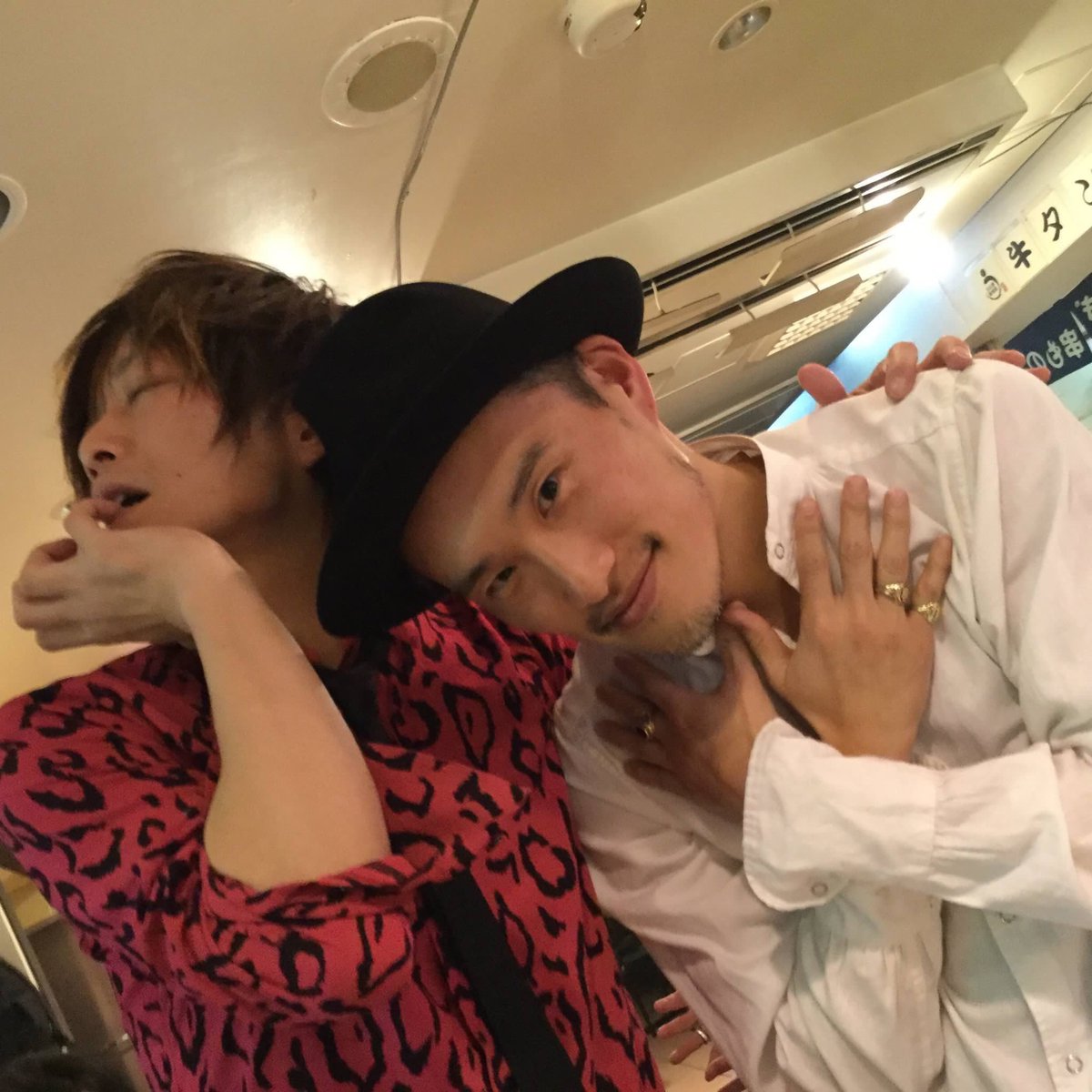 紀章 K Show Love B Twitter 紀章 K Show Love B Twitter