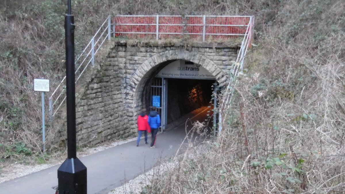 Happy fourth birthday to @twotunnelsbath 🎉With the prospect of ☀️this weekend, a perfect destination for a walk, skate or bike ride.