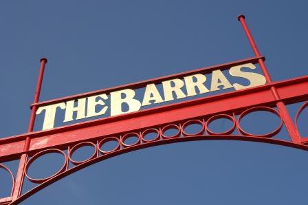 Invest_Glasgow's tweet photo. Barras set for facelift as site becomes outdoor event space made from shipping containers https://t.co/X1wl9J58xw https://t.co/6ph4FkzdqH