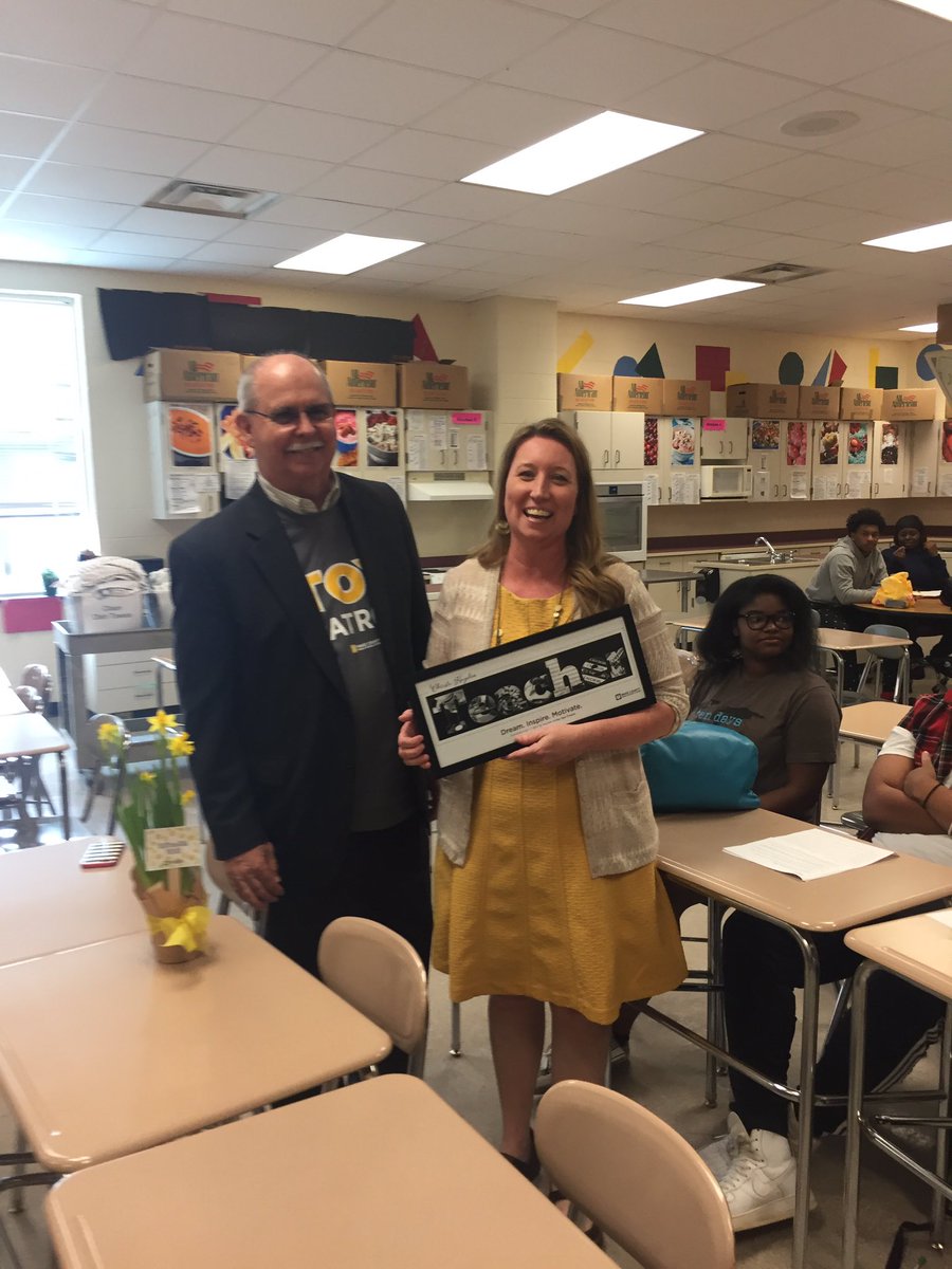 LoriRuth18's tweet photo. Way to go! Christa Hayden @WakefieldHS another Teacher of the Year finalist! @WCPSSTeam  @WCPSS @gggstidham @raushawna_price https://t.co/YhXoZdG0IW