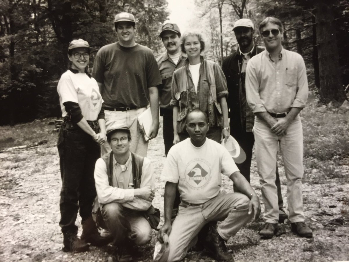 EagleEyeInst's tweet photo. Thanks to all our wonderful instructors for engaging urban youth in nature for over 25 years #learnaboutforests #history #tbt https://t.co/imgc4gi9mX
