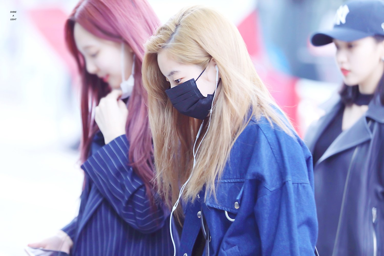 C8vKWrpUQAQAFj4.jpg:orig