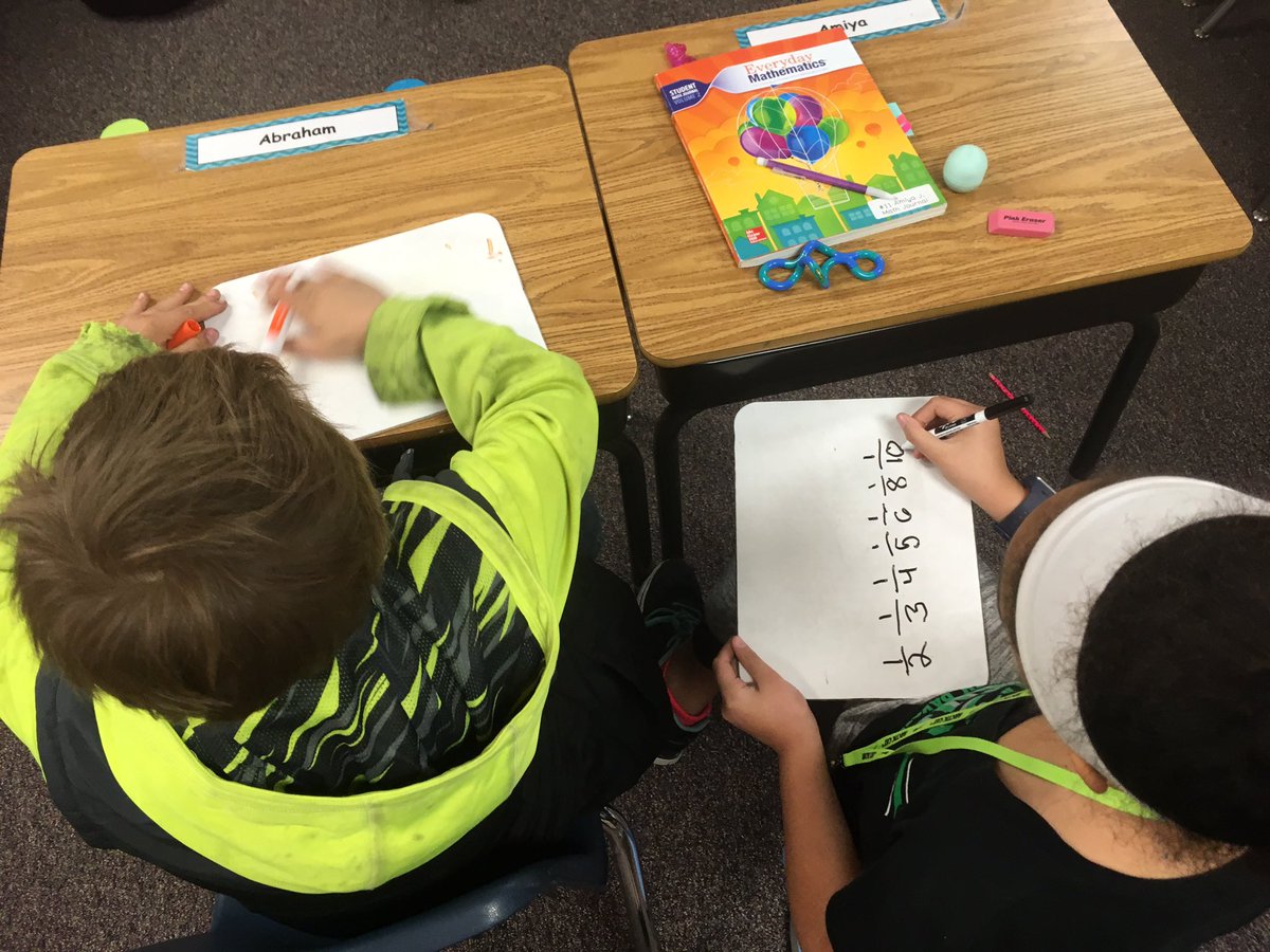 MsDarling3's tweet photo. Putting fractions with the same numerator in order is hard work, good thing we are so smart! #MsDs3s #Gfpsla https://t.co/tqdt79lfKT