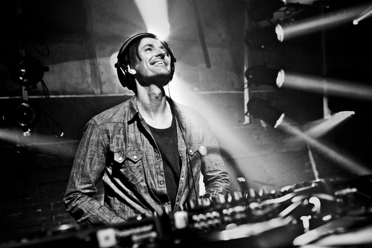 DLightment's tweet photo. D-Lightment White 13/5Wild Ibiza #winkelvansinkel #dlightment #feesten #Utrecht #exclusive #fun #party #dj
Tickets: https://t.co/baBDuwoWnh https://t.co/RYicBGYuSO