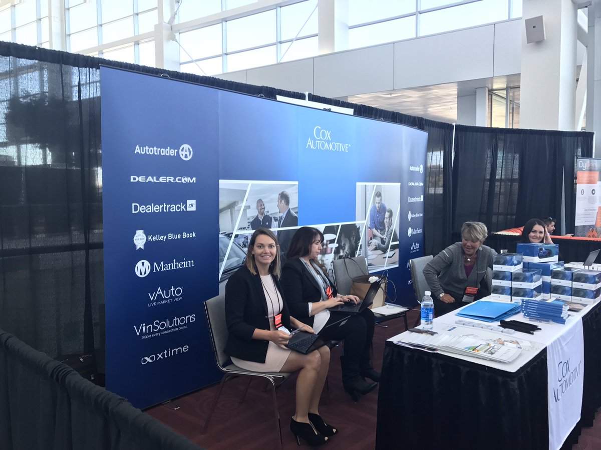 DealertrackDMS's tweet photo. We had an amazing couple of days at the Colorado Innovative @DealerSummit! Time to implement what we learned. #IDS17 #changenotchance https://t.co/uHZTY1wFCY