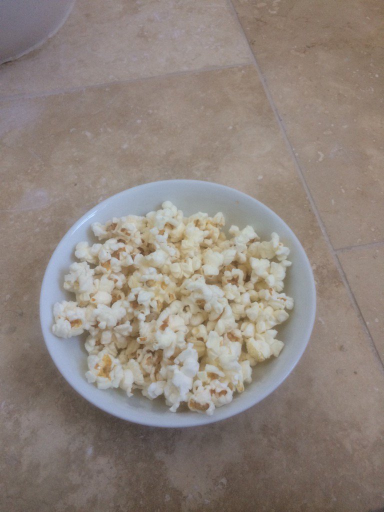 mrgcocking's tweet image. Afternoon tea 🏡