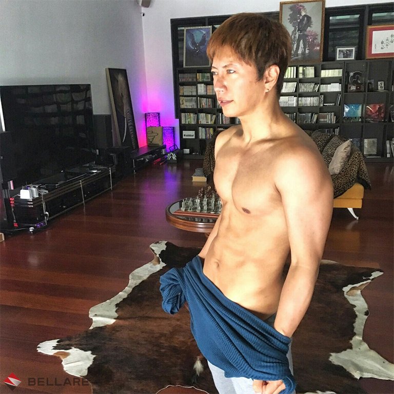 Ogyd 暴露 Gackt ガクト の筋肉 筋トレメニューや食事管理 サプリメント などの秘密を画像や動画を交えて大公開 T Co 0bz0q6j68g T Co 3rh90trluy Gackt