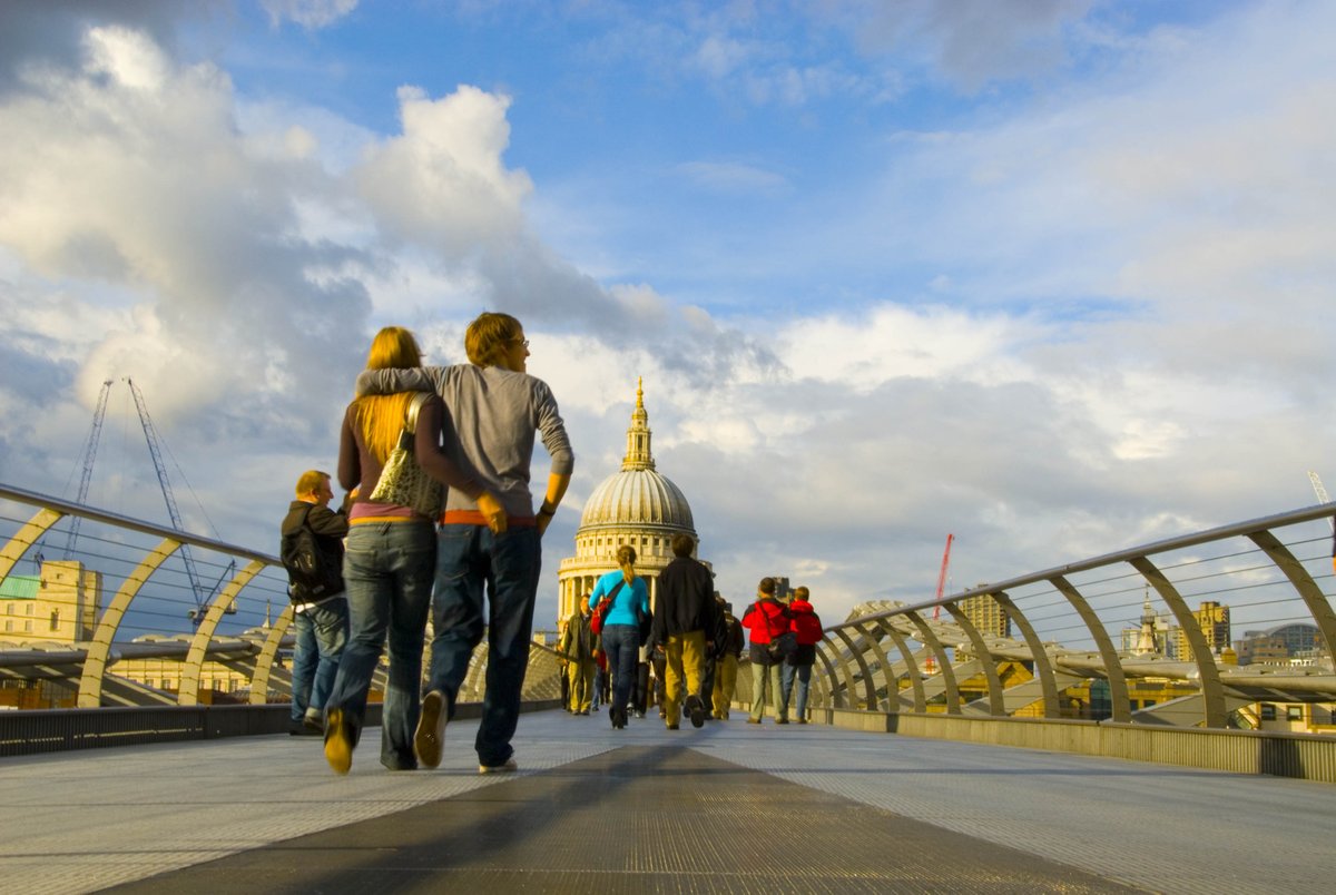 TfL's tweet photo. Tomorrow is #WalkToWorkDay, so make the most of the good weather by walking at least part of your journey. Tweet us your pictures tomorrow https://t.co/1QZLoRKBFm