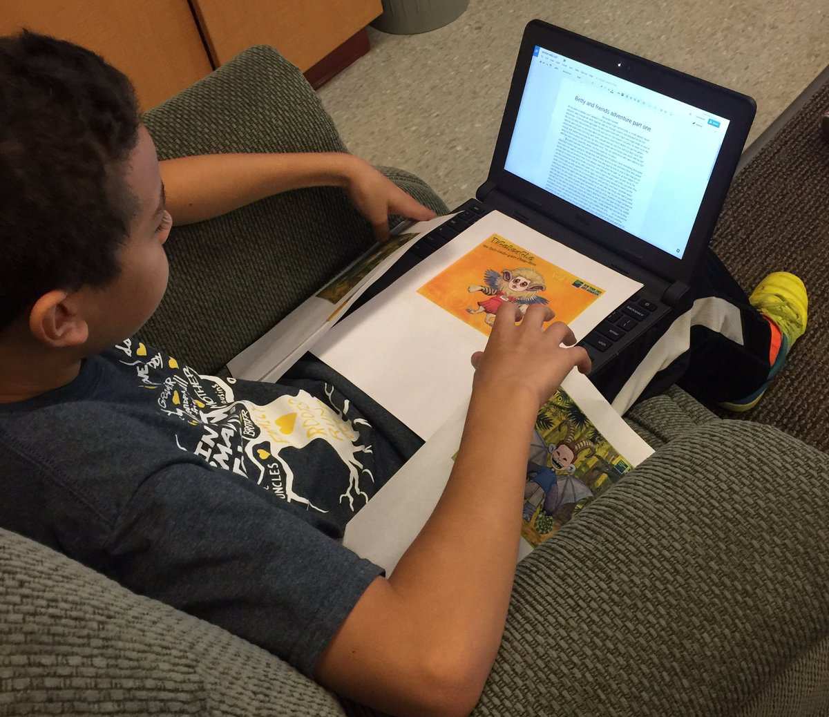 jjensenLS's tweet image. SVE @jennacook0720 class bring their Wild Selves on @Schoology video discussion #r7c2l