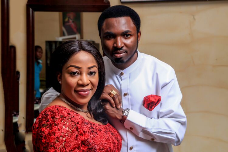 DivineHandofGod's tweet photo. Anointing & Deliverance Service With Prophet Dr Emmanuel And Pastor Mrs Deborah Omale #happeningnow #DivineHand https://t.co/rpzXZPmPw4