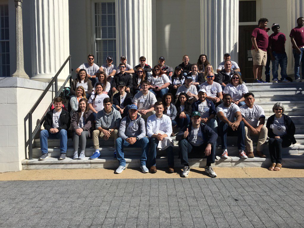 wallacestate's tweet photo. Wallace State's group assembled in Montgomery today for 2017 ACCS Day! #accsday @ACCS_Education https://t.co/ELO3ji45oh