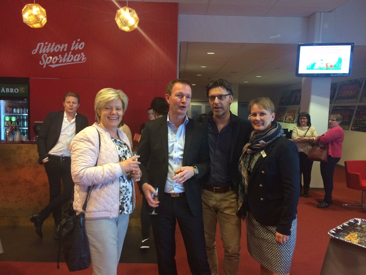 LBorgemo's tweet photo. Intensiv dag Samhall# digmo8# @CarinaLindgren2 @EliassonSamhall https://t.co/tBhEbbZARY
