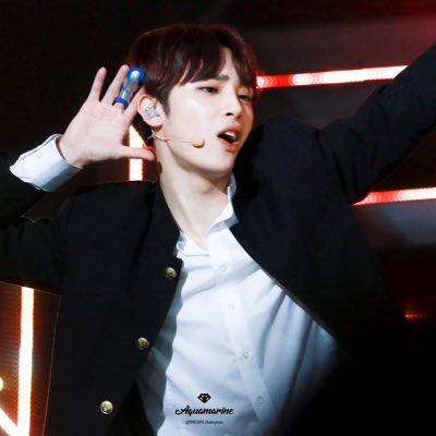 row2on's tweet image. Ts Haknyeon dulu biar eunha kagak convokill wkwk #NewProfilePic