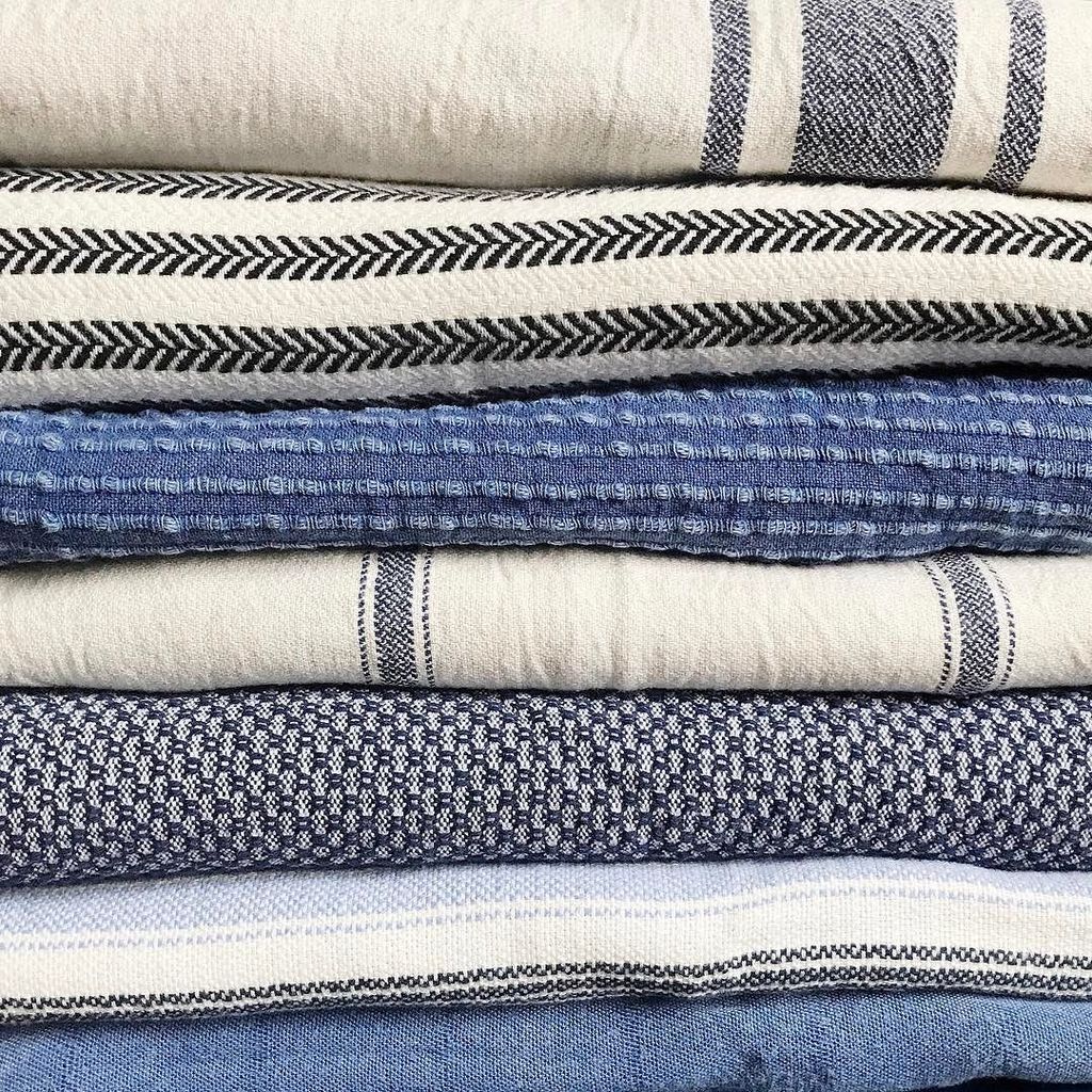 simplelifeist's tweet photo. Thursday blues... #ihavethisthingwithtextiles #turkishtowel https://t.co/k3uwnxCz2b https://t.co/p6Bu6ppD5S