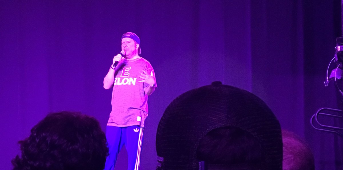 JoeyNappa's tweet photo. Glad to be an #Elonstudent where @NickSwardson can stop by &amp; teach on matters like hygiene &amp; negative effects of drug use #standup #jokes https://t.co/99DHBhhfbc
