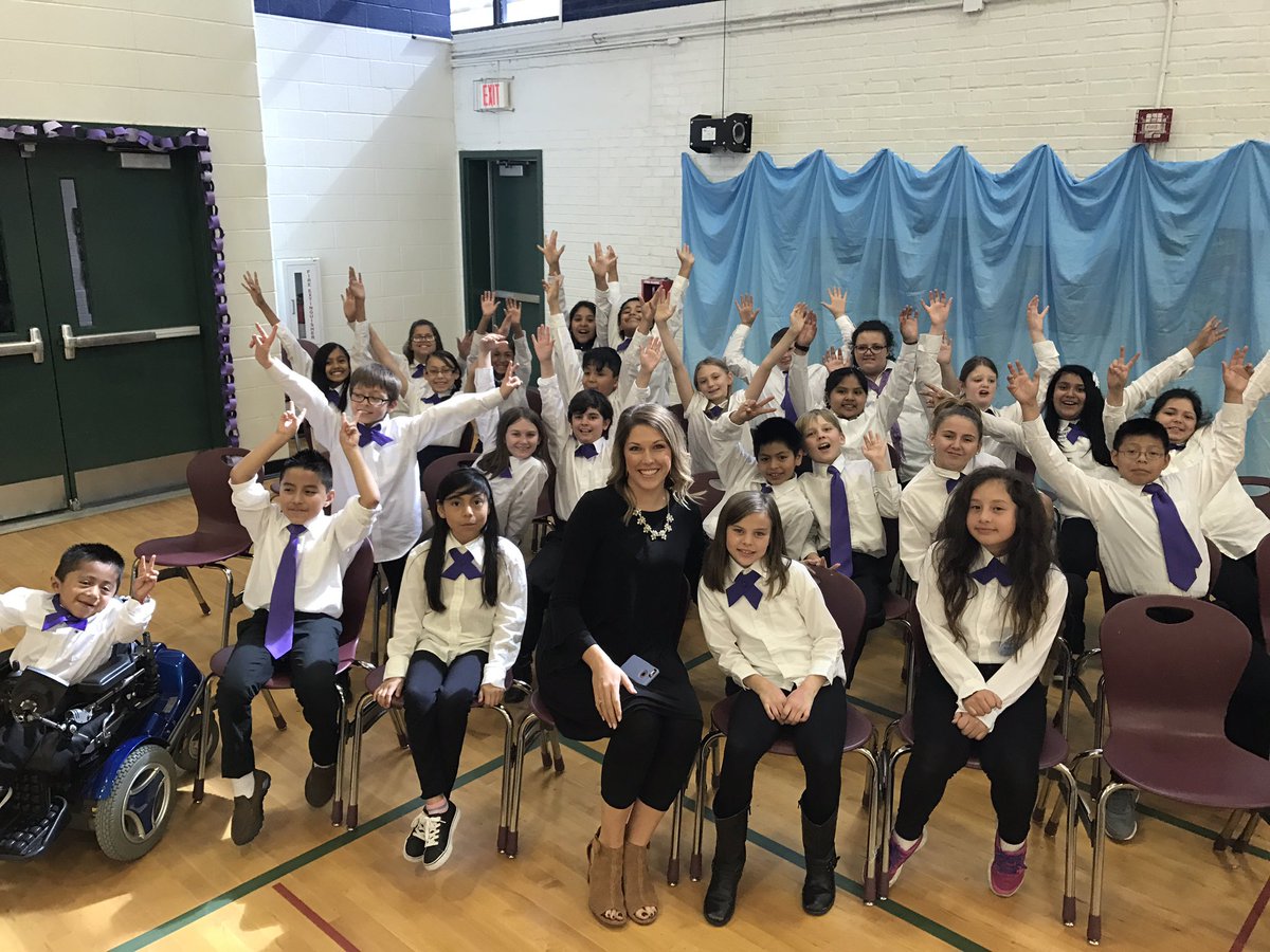 AnnahLord's tweet photo. Dana Jammers rocked it out! #danaleads17 @Dana_Elementary @HCPSNC https://t.co/4clpdihy1I