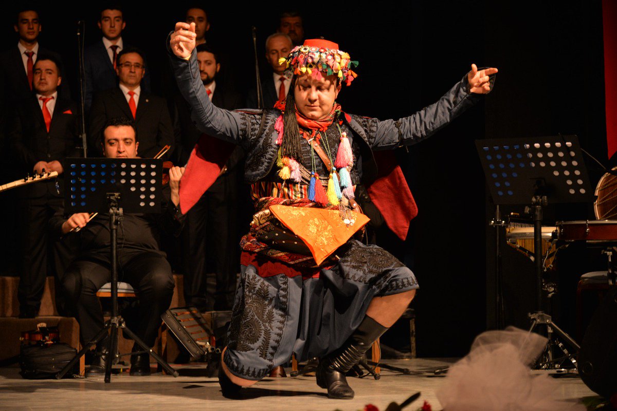 #efelik #zeybek #danse #gosteri #halkoyunlari