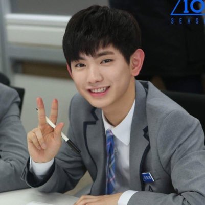 row2on's tweet image. Ganti ts lagi #NewProfilePic