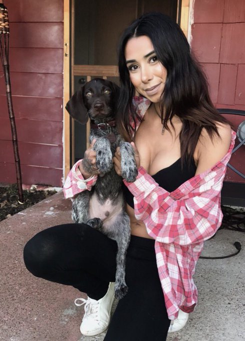 Watch Ally Lotti's leaked NSFW photo on TwXstars