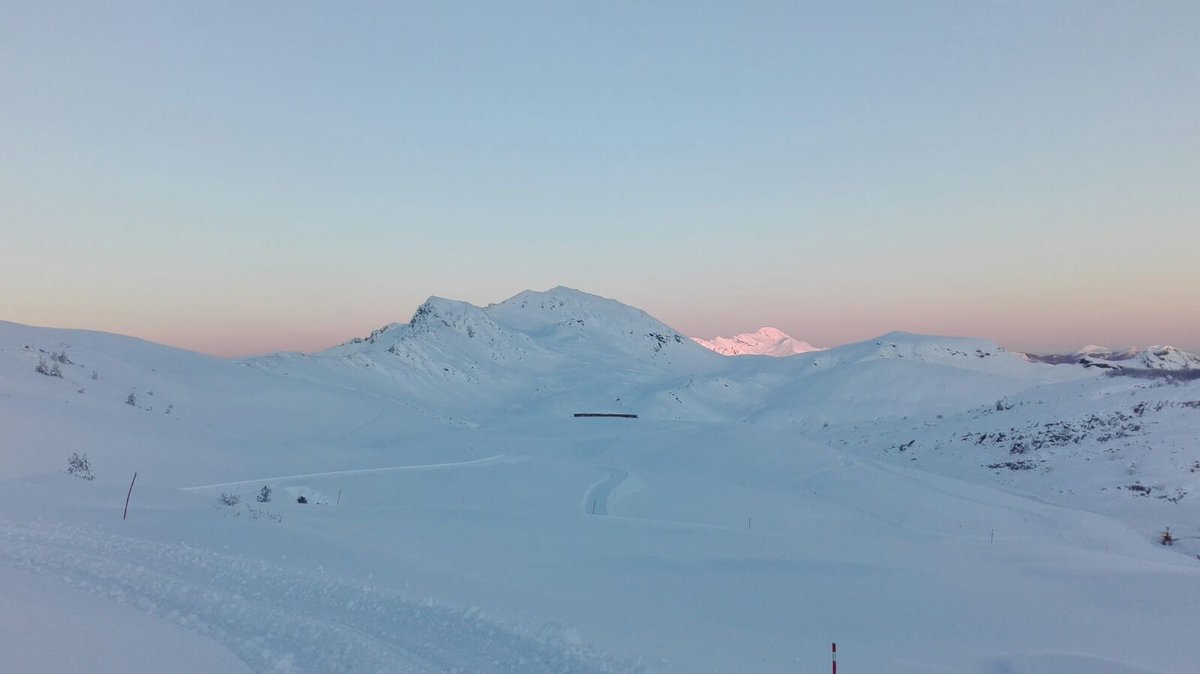 :) :) ¡No podíamos pedir más! Nieve en todo el valle y previsión de buen tiempo para el sábado. ¡Inscríbete!
herrikrosa.eus/RealizarInscri…