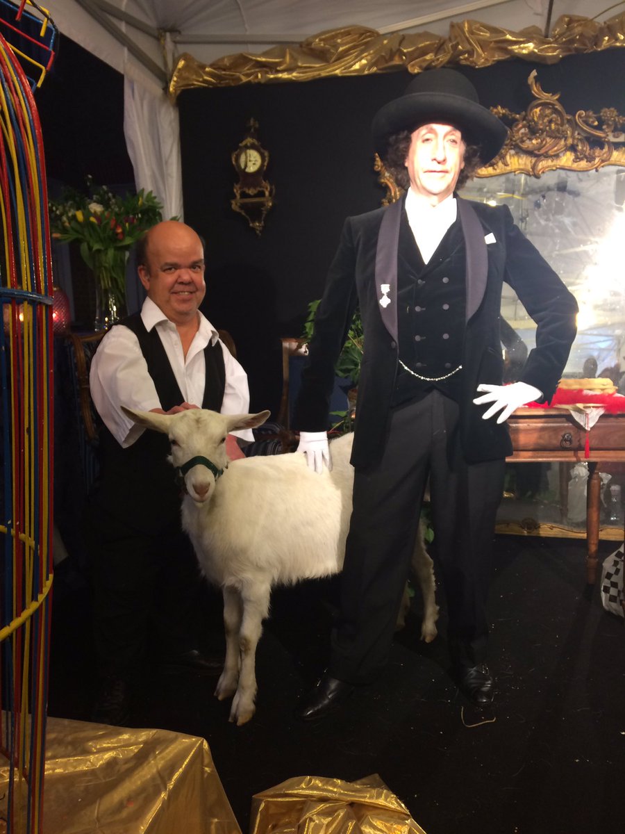 Stylitz's tweet photo. #aboutlastnight A fab eve of tailoring, antiques & debauchery #labassawoolfe launch party. π₯π©πYes, that is a goat! &
#benedictcumberbatch https://t.co/YSL0NwmSFw
