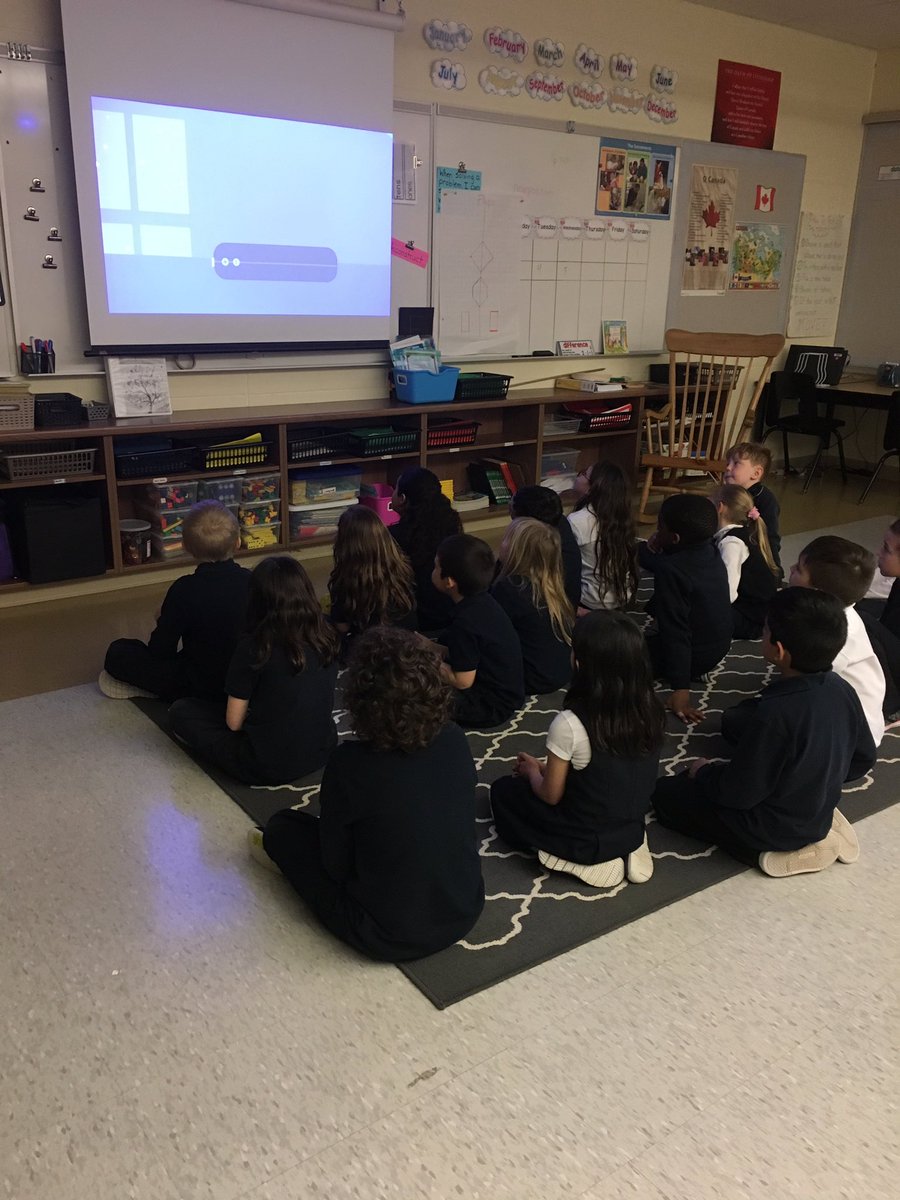 MsVallorani's tweet photo. Learning about digital citizenship @stanne_school #stannestyle #respectoneanother #thinkonline #DigitalFootprint https://t.co/3NzHrXuo9u