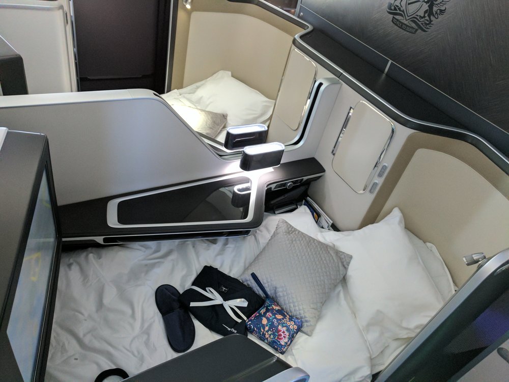 TheTVLConcierge's tweet photo. Fantastic News @British_Airways Invests In Premium Cabins-New Bedding,Pillows,Duvet,Mattress,Trolley Service, Wi-Fi https://t.co/95ed2QKbti https://t.co/tdUEo9meN1