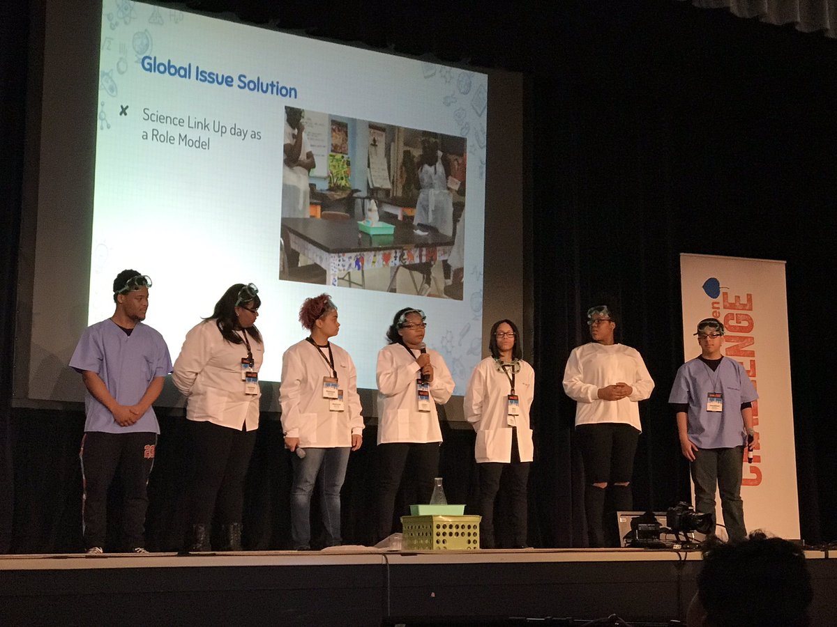 Aspen_Challenge's tweet photo. Team @Science_Link_up of @BoganBengal79 is working to inspire people --especially women of color-- to pursue STEM careers. #AspenChallenge https://t.co/j2PUjFW3t3