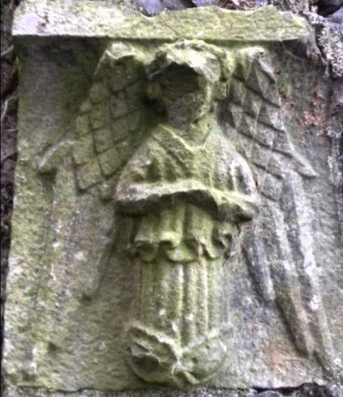 Faceless Angel at Pallas 
#visitlorrha 
<a href="/VisitTipp/">TipperaryTourism</a> <a href="/ancienteastIRL/">Ireland's Ancient East</a> <a href="/pilgrim_med_Ire/">pilgrimagemedIreland</a>
