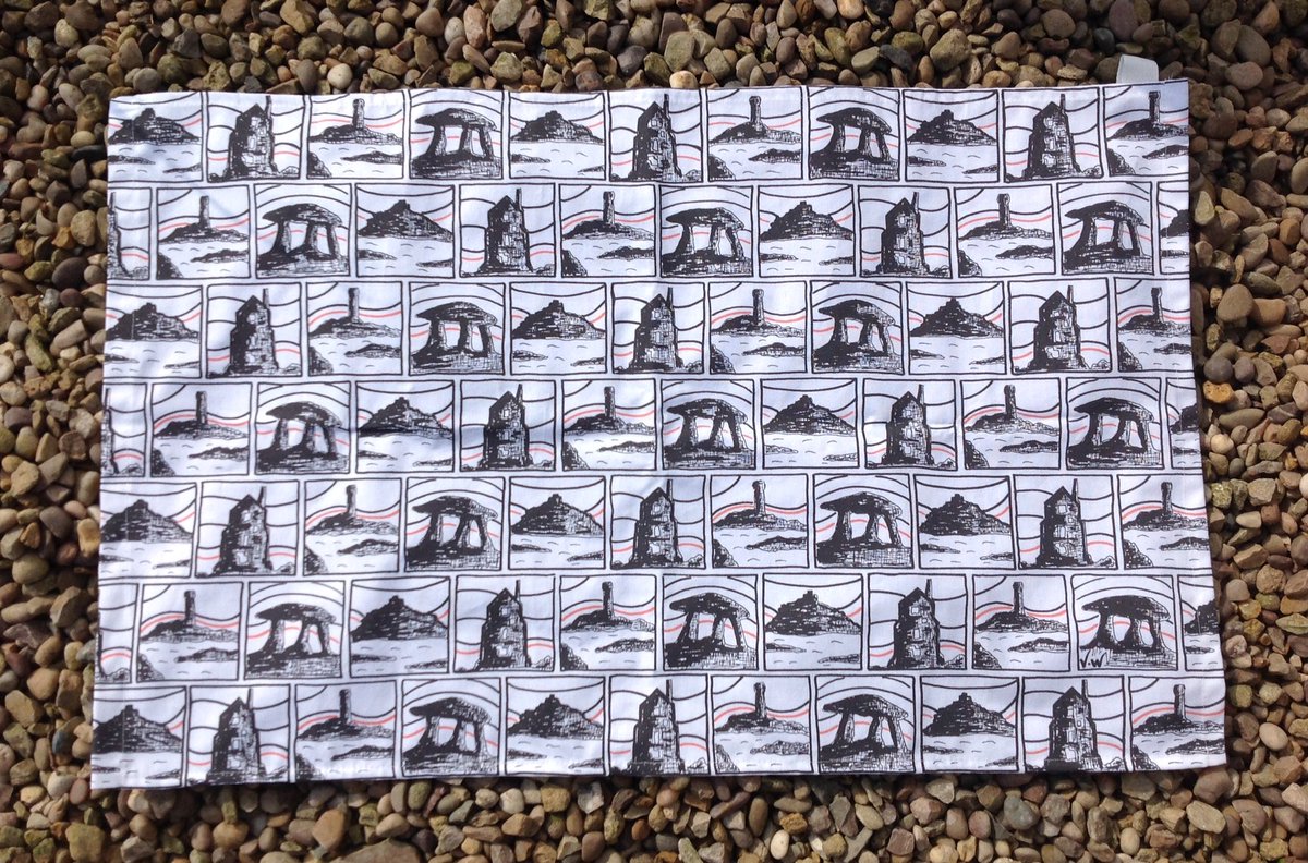 vanessawyles's tweet photo. A new design to be made up into Tea Towels and other items
#lovecornwall #kernow #imagesofcornwall #artinthekitchen #desgnerteatowel https://t.co/bDBWPl0m2k