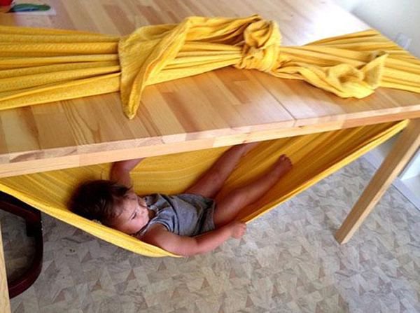orekotips's tweet photo. #oreko #orekotips #parenting #lifetips #lifehacks When you just want to relax and have something to eat!  Convert your table to a hammock https://t.co/2BEOiplF2J