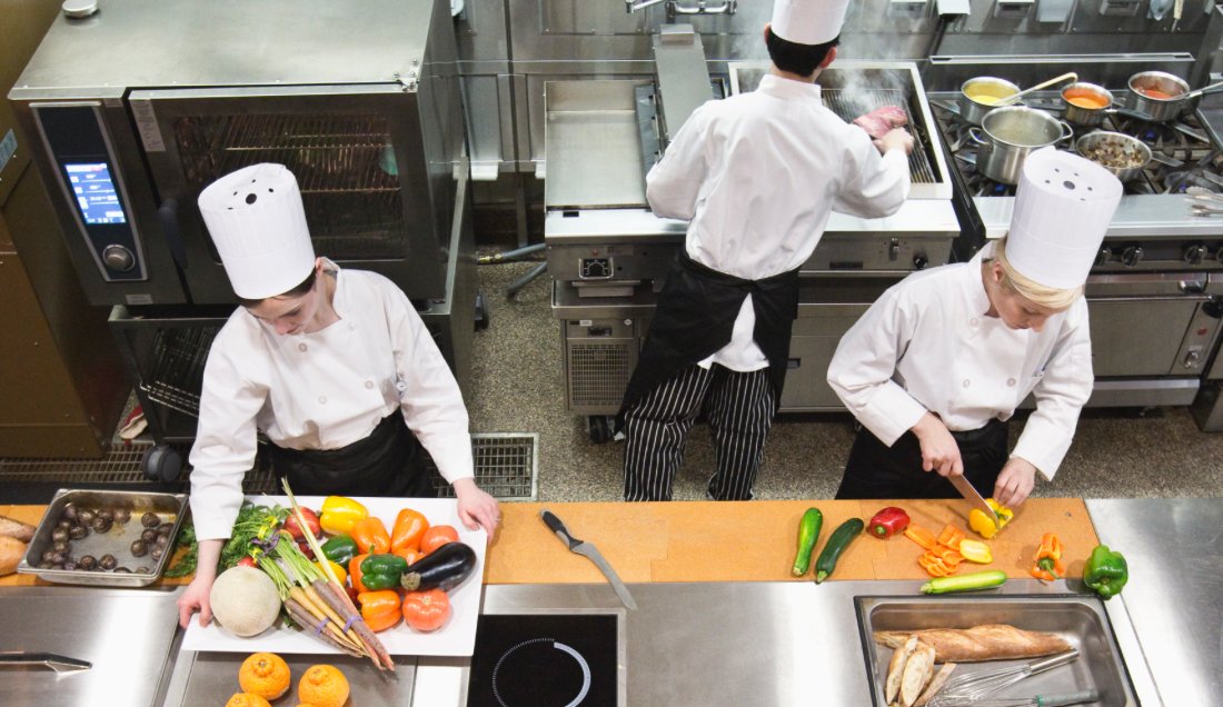 DentalBuzz's tweet image. Great dental practices are run like great kitchens. #DentalBuzz #TBT dentalbuzz.com/2015/02/26/gre…