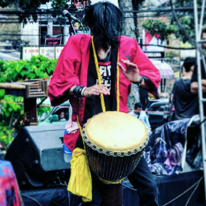 Mr_swarno's tweet photo. Come hangout with me > bodo amat dengan cinta on #BIGOLIVE https://t.co/m1wnIF3Uua https://t.co/ZDuwrYZIQw