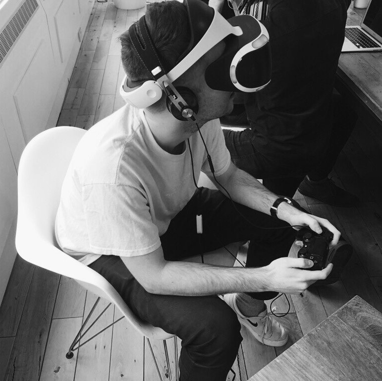 Share_Creative's tweet photo. We had a go on the Google, Samsung and Playstation 4 headsets… https://t.co/Rash1mocAR