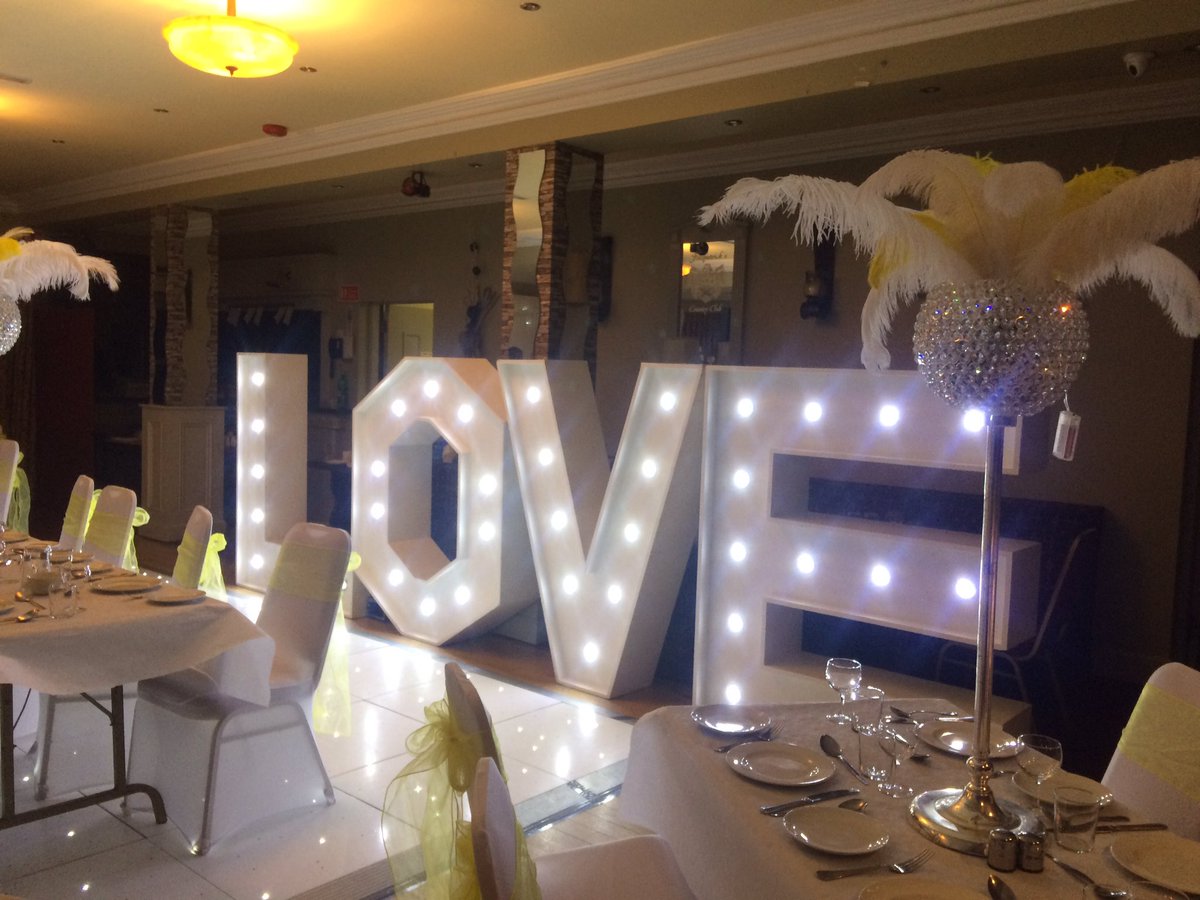 Today's wedding full room setup dancefloor love sign centerpieces top table plus much more #corkweddingdecor#wedding#love#0831552082
