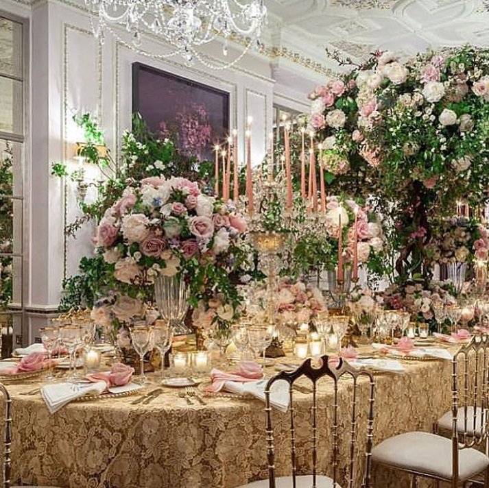 TheConnaught's tweet photo. Magic at The Connaught ๐ธ @nikkitibbleswildatheart #flowerpower #theconnaught #privatevents #mayfairmagic https://t.co/XWep99oeMU