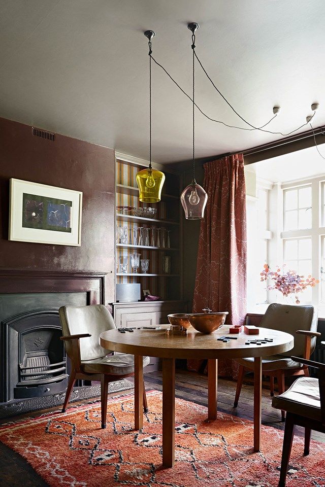 _houseandgarden's tweet photo. Brown is the new grey - here's the proof: https://t.co/ezPrJsNuYX https://t.co/LYE48LYCcN